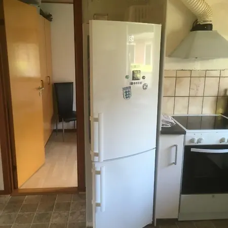 White Hart Lane Apartment *